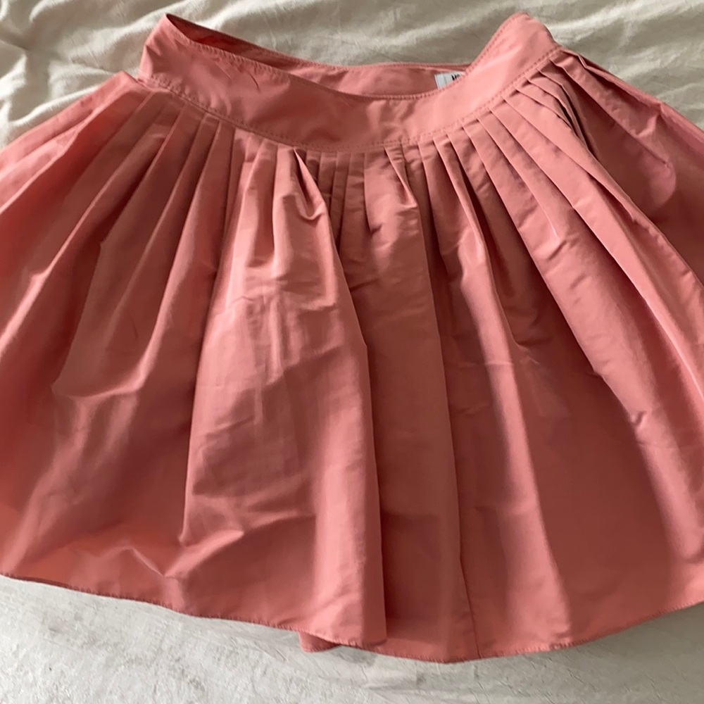 Beautiful Moschino salmon color taffeta skirt